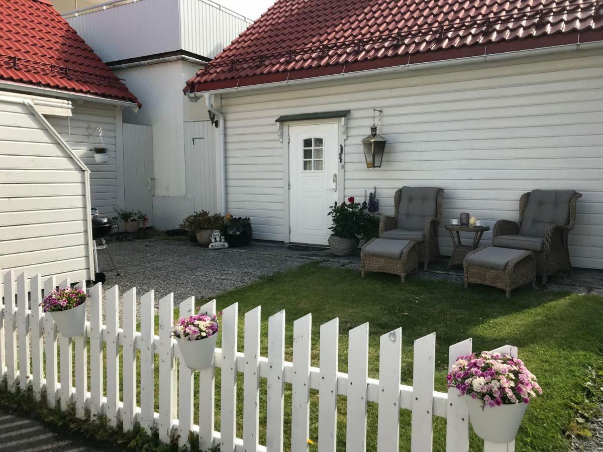 Koselig Landsbyhus I Nordfjord Nordfjordeid Exterior foto